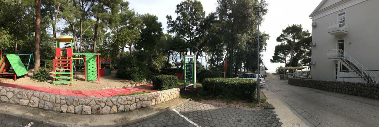 Sesar Apartments Krk - No. 1 Iva Veglia Exterior foto